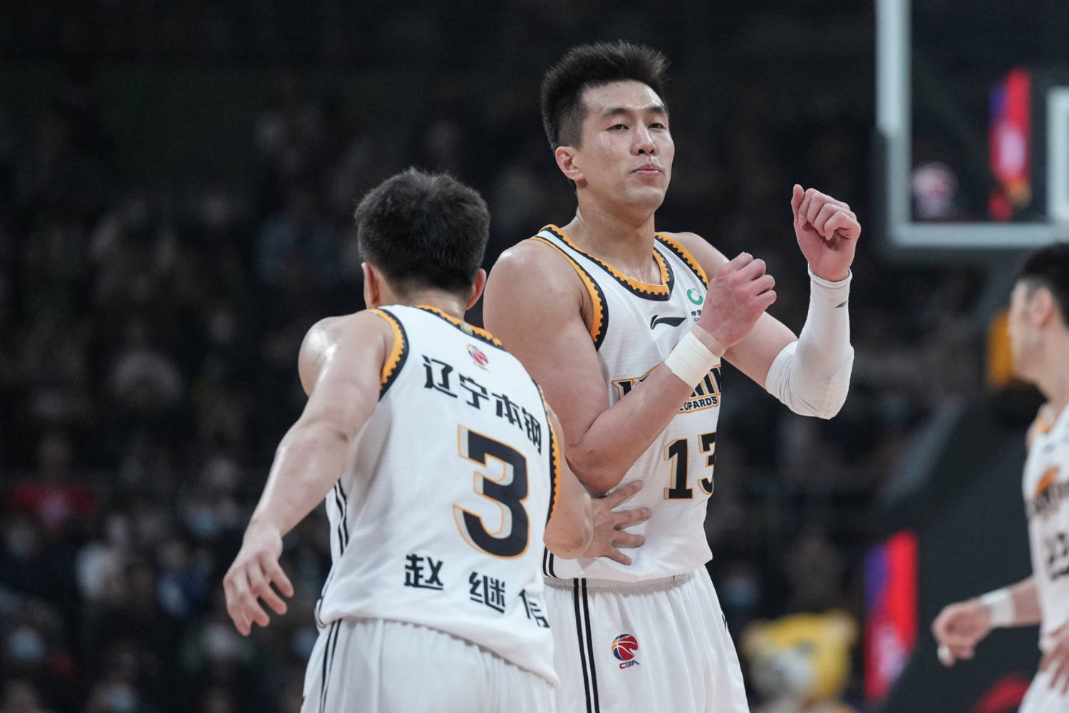 NBA球星郭艾伦回归国家队，备战国际篮球系列赛