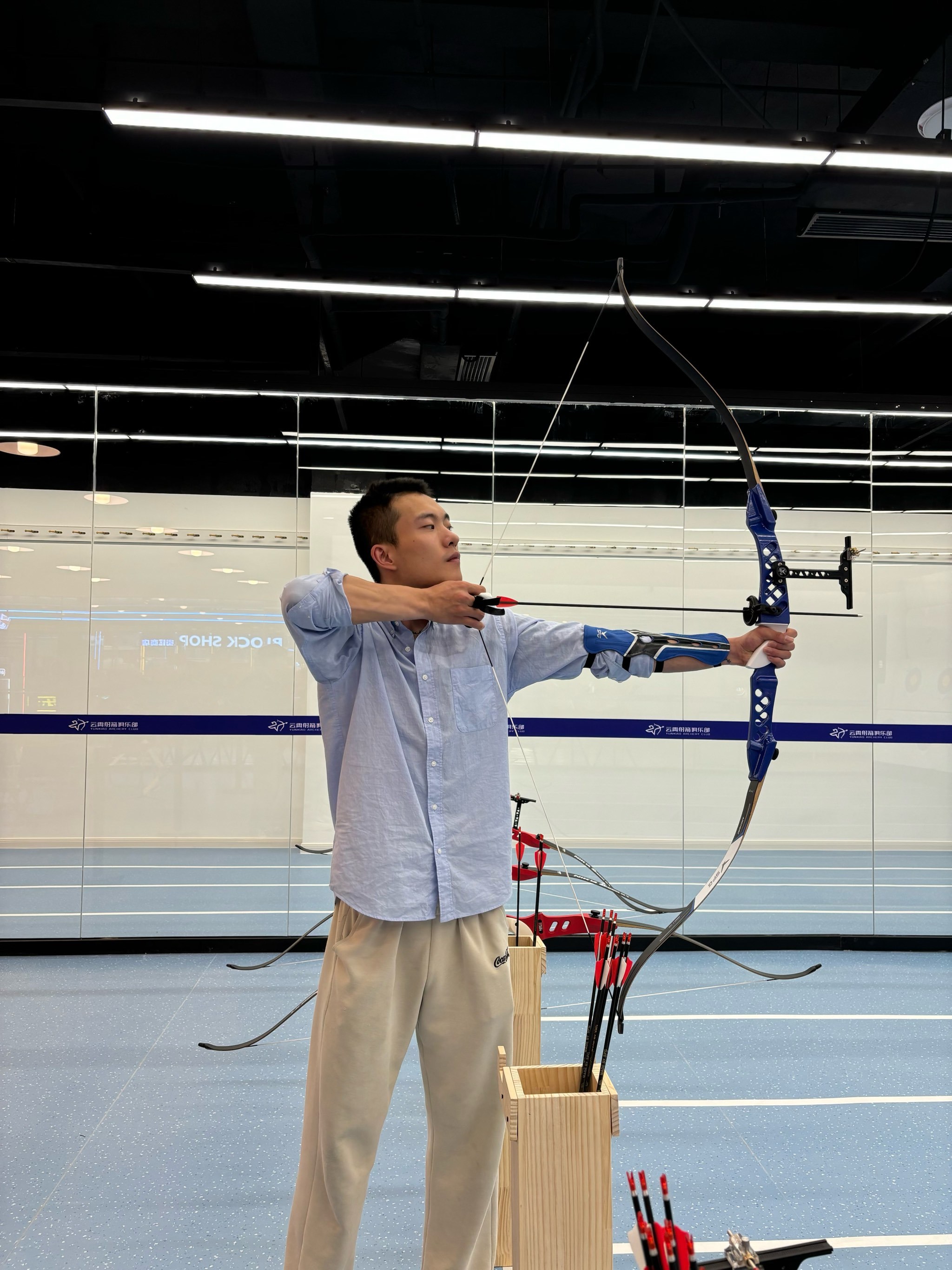 精准射门,瞄准冠军只在转瞬间的简单介绍 精准射门,瞄准冠军只在转瞬间的简单介绍