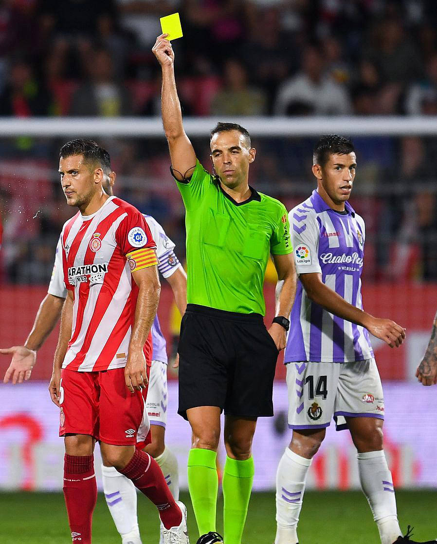 巴伦西亚客场不敌对手，三连败陷低谷