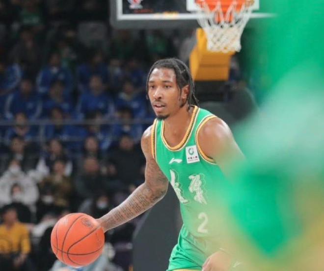 人新援狂砍+，队史连胜达四场的简单介绍