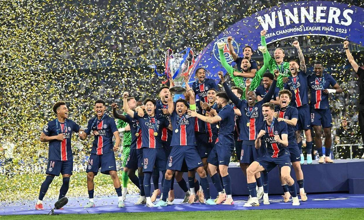 欧冠热门阵容齐聚，赛场风云再起