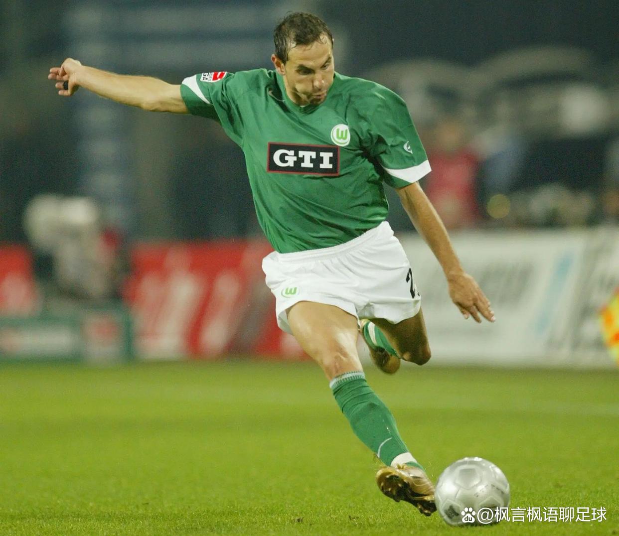 沃尔夫斯堡客场惊险战平柏林赫塔保住1分 沃尔夫斯堡客场惊险战平柏林赫塔保住1分