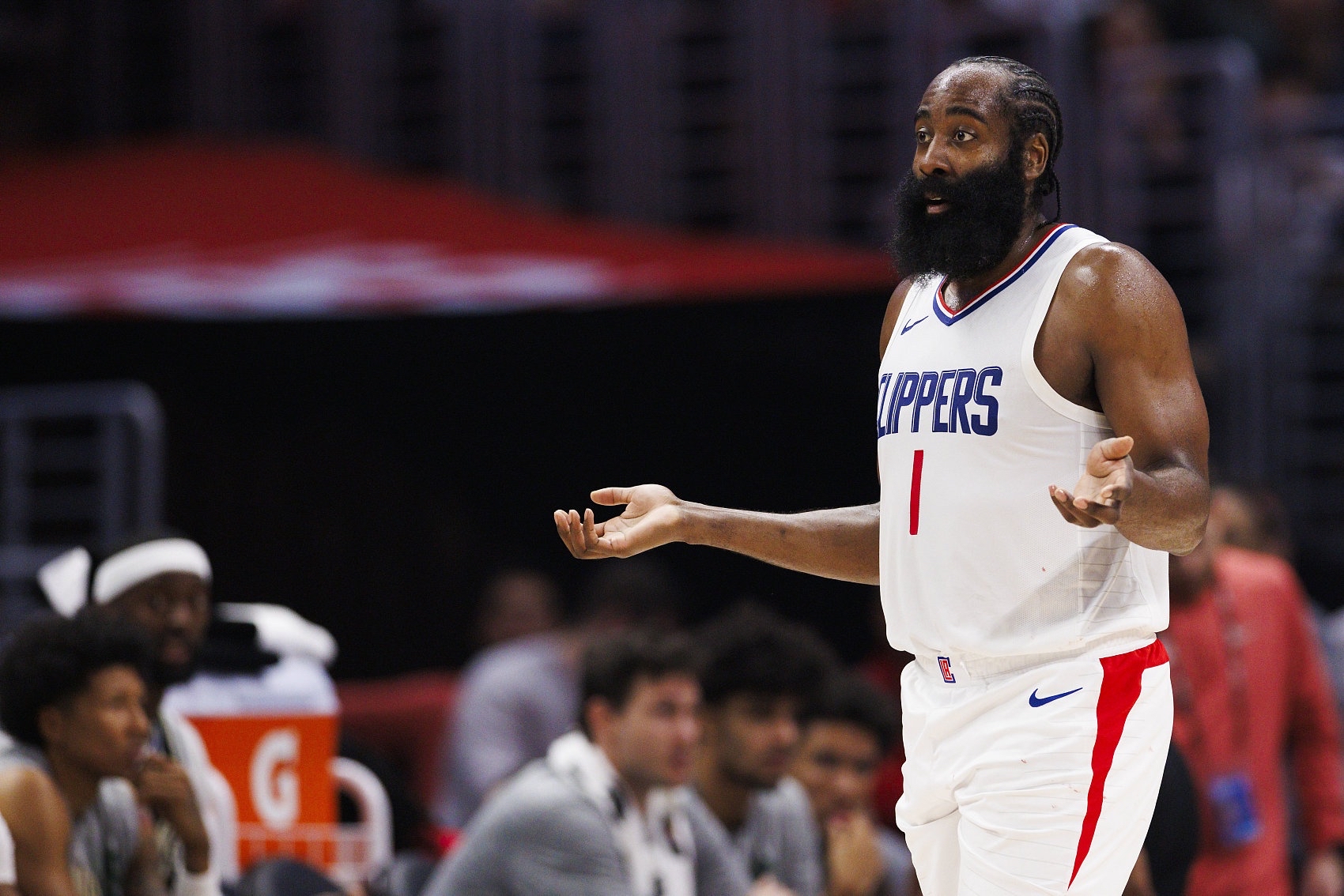 快船惜败开拓者，遭遇两连败