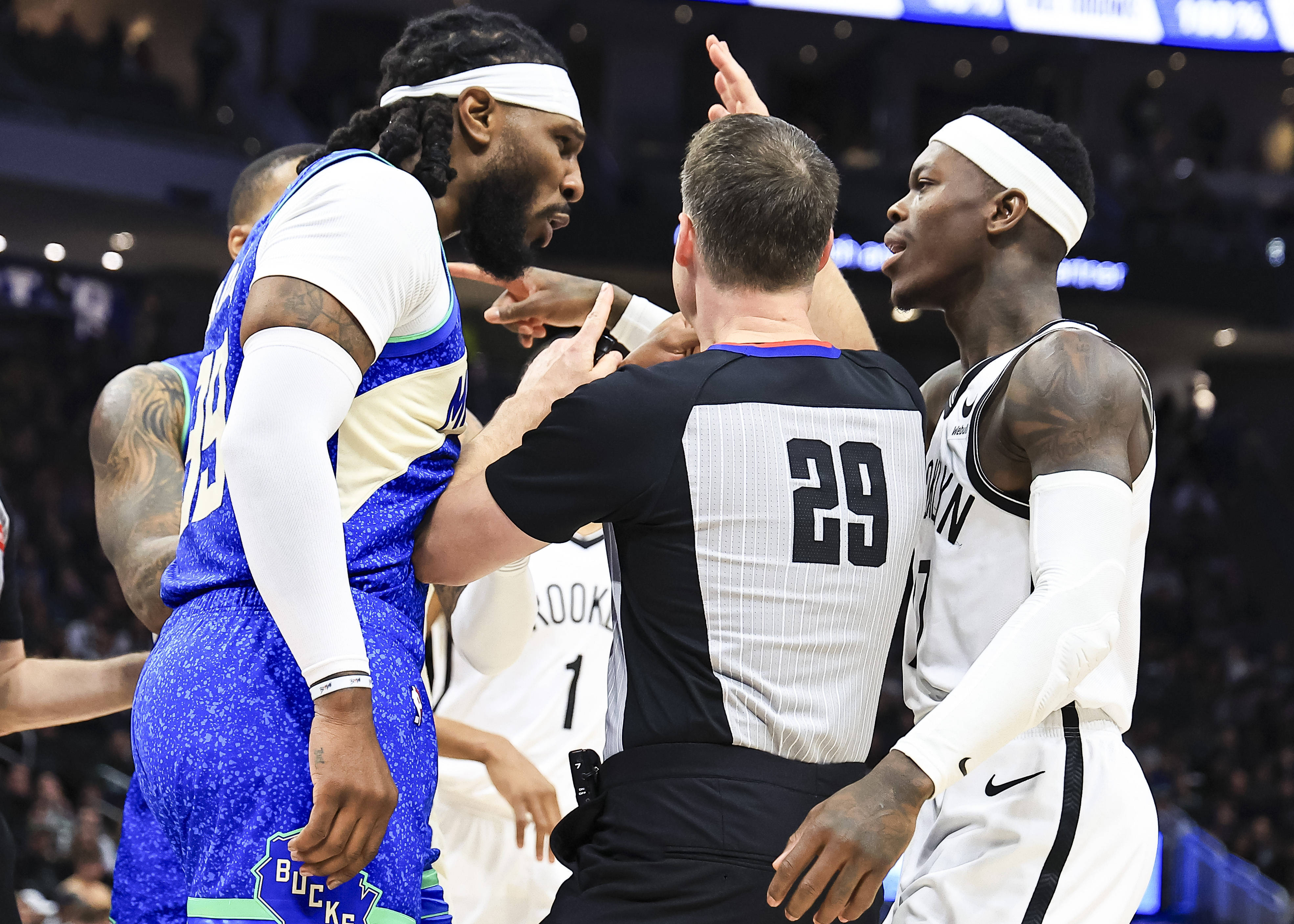 篮网凭借强势表现,击败骑士 篮网凭借强势表现,击败骑士