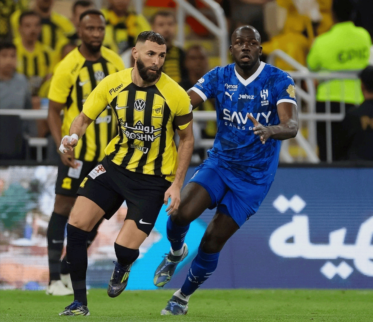 瑞典血洗利物浦，本泽马统治全场