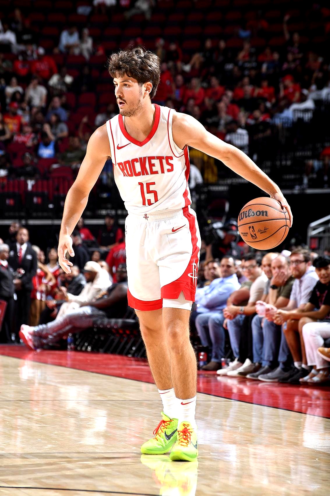 火箭客场击败魔术，取得四连胜