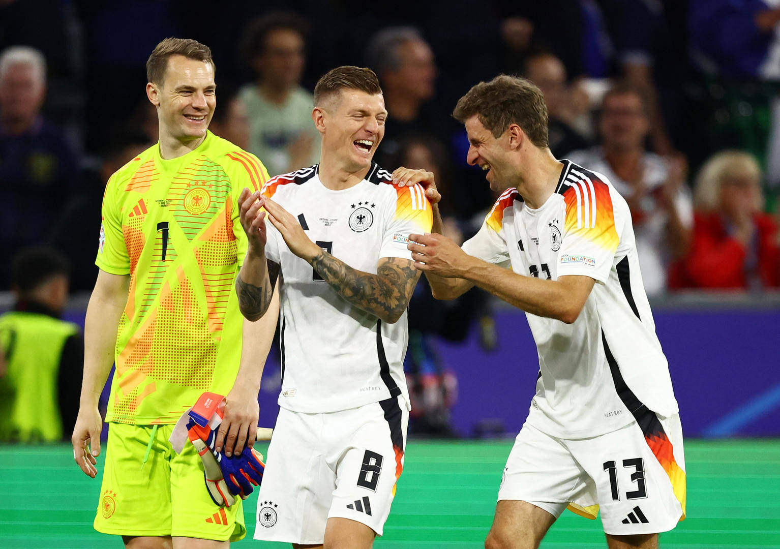 法国力克德国赢得欧洲杯揭幕战 法国力克德国赢得欧洲杯揭幕战