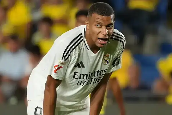 姆巴佩锋线连扫，带法国队晋级欧国联四强的简单介绍