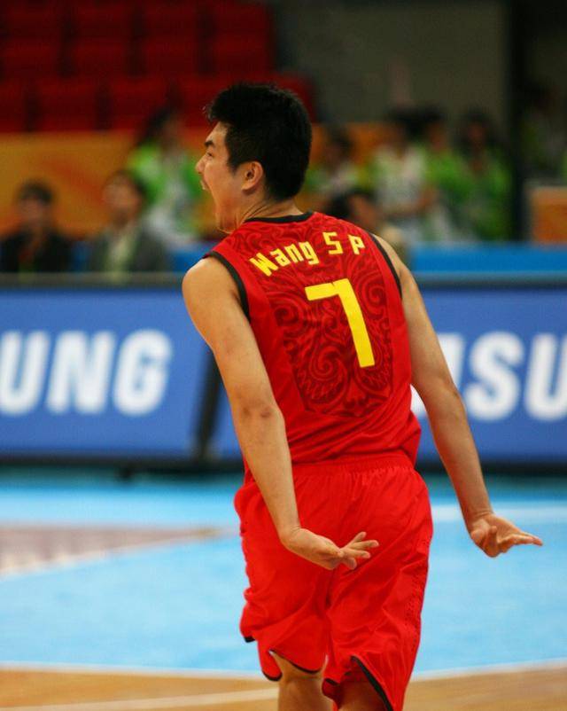 韩国队绝杀中国队，奥恰洛夫高光表现的简单介绍